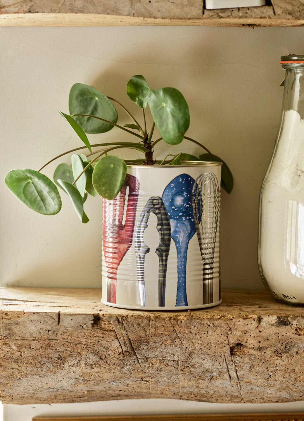 Get Baking Utensils Tin