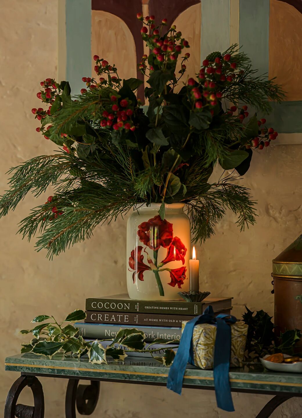 Amaryllis Medium Jar Vase