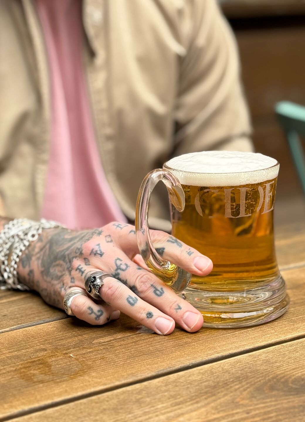 Black Toast Glass Beer Mug