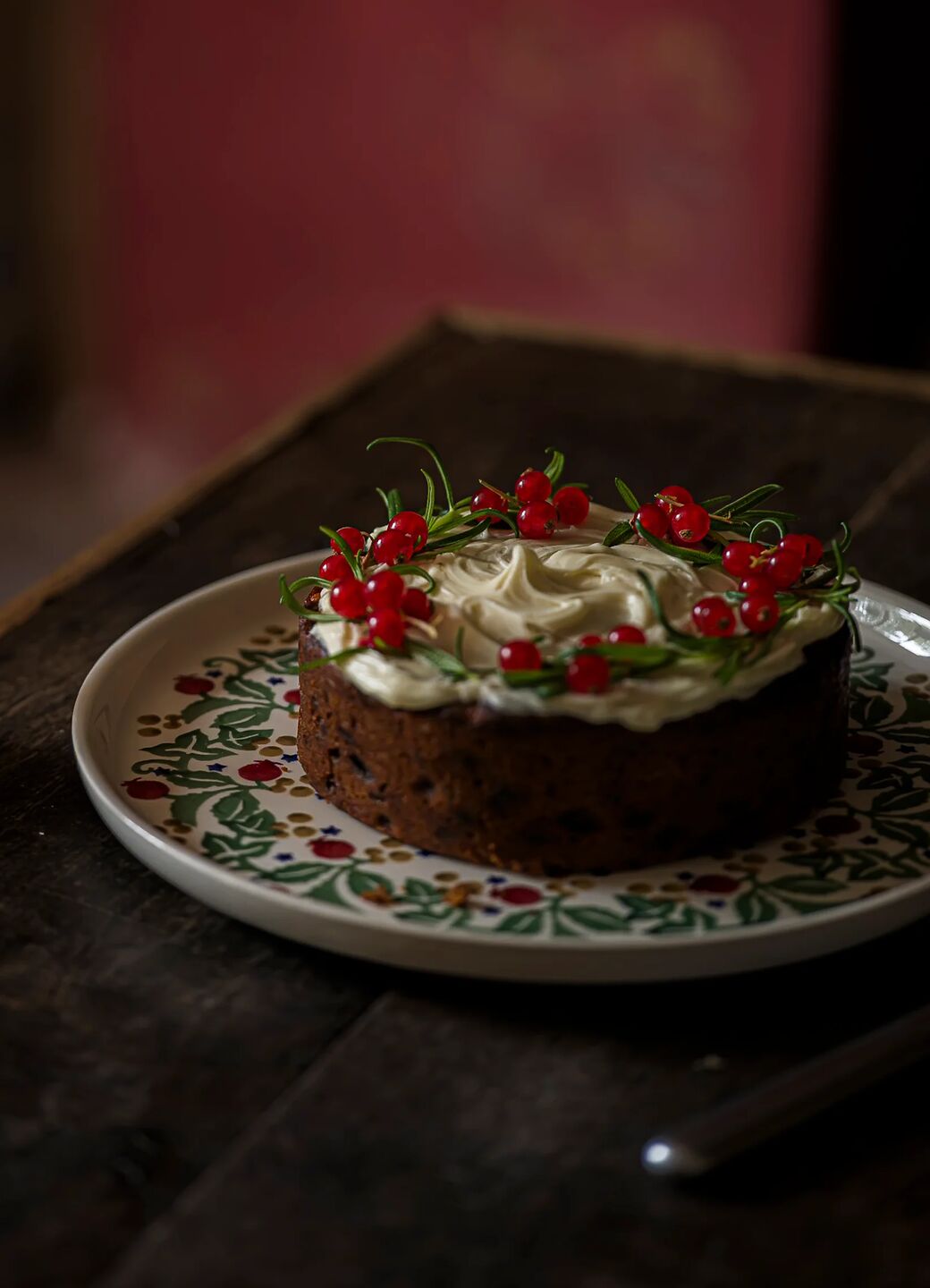 Rosehip & Ivy Flat Serving Plate