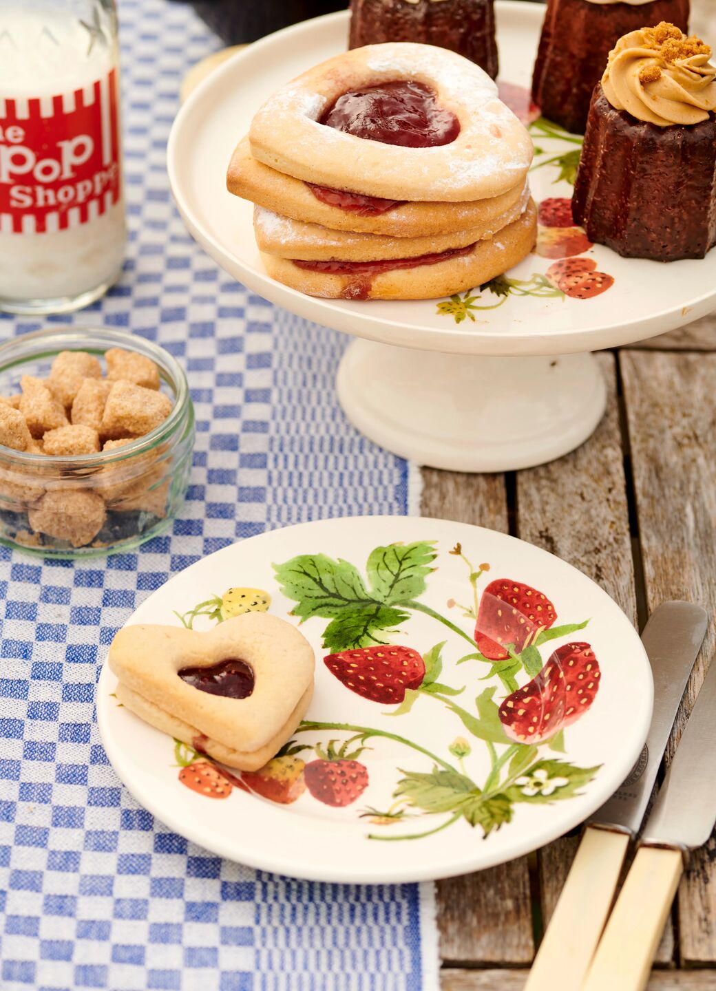 Seconds Strawberries Small Side Plate, 6.5 Inch