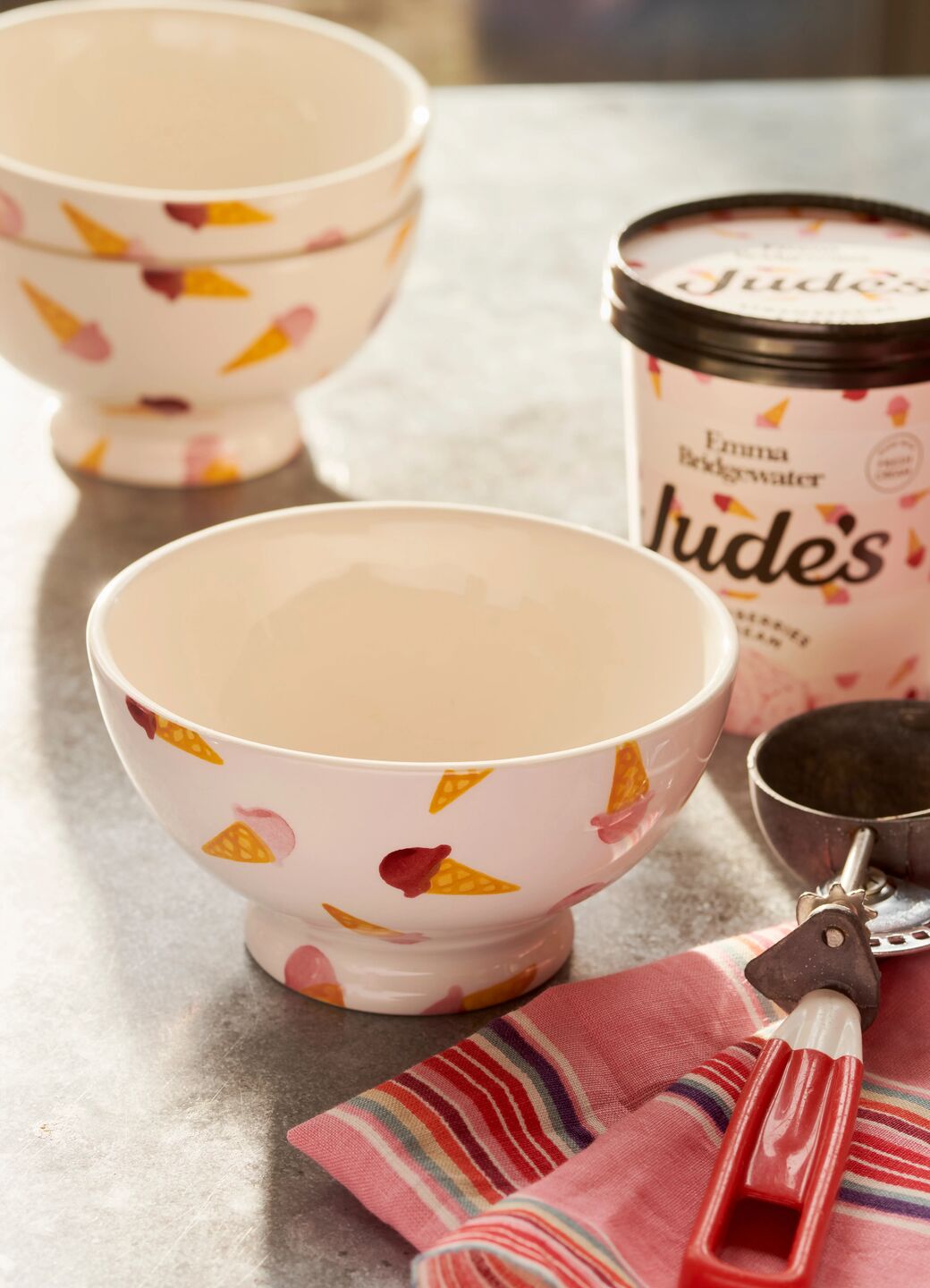 Jude's Ice Cream French Bowl – Emma Bridgewater UK