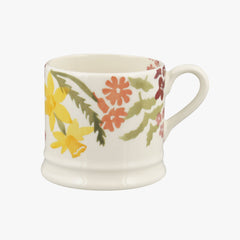 Wild Daffodils Small Mug