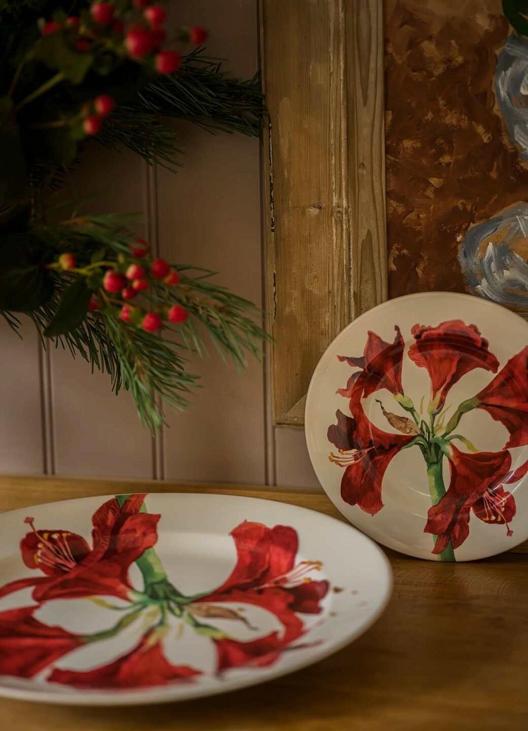 Amaryllis Medium Dinner Plate, 8.5 Inch