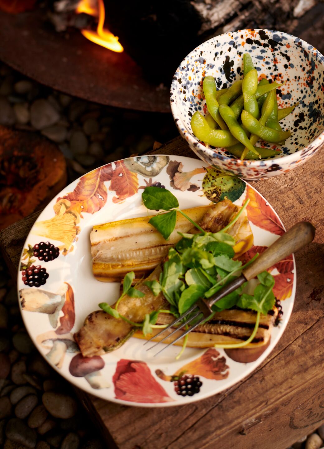 Foraging Medium Dinner Plate, 8.5 Inch