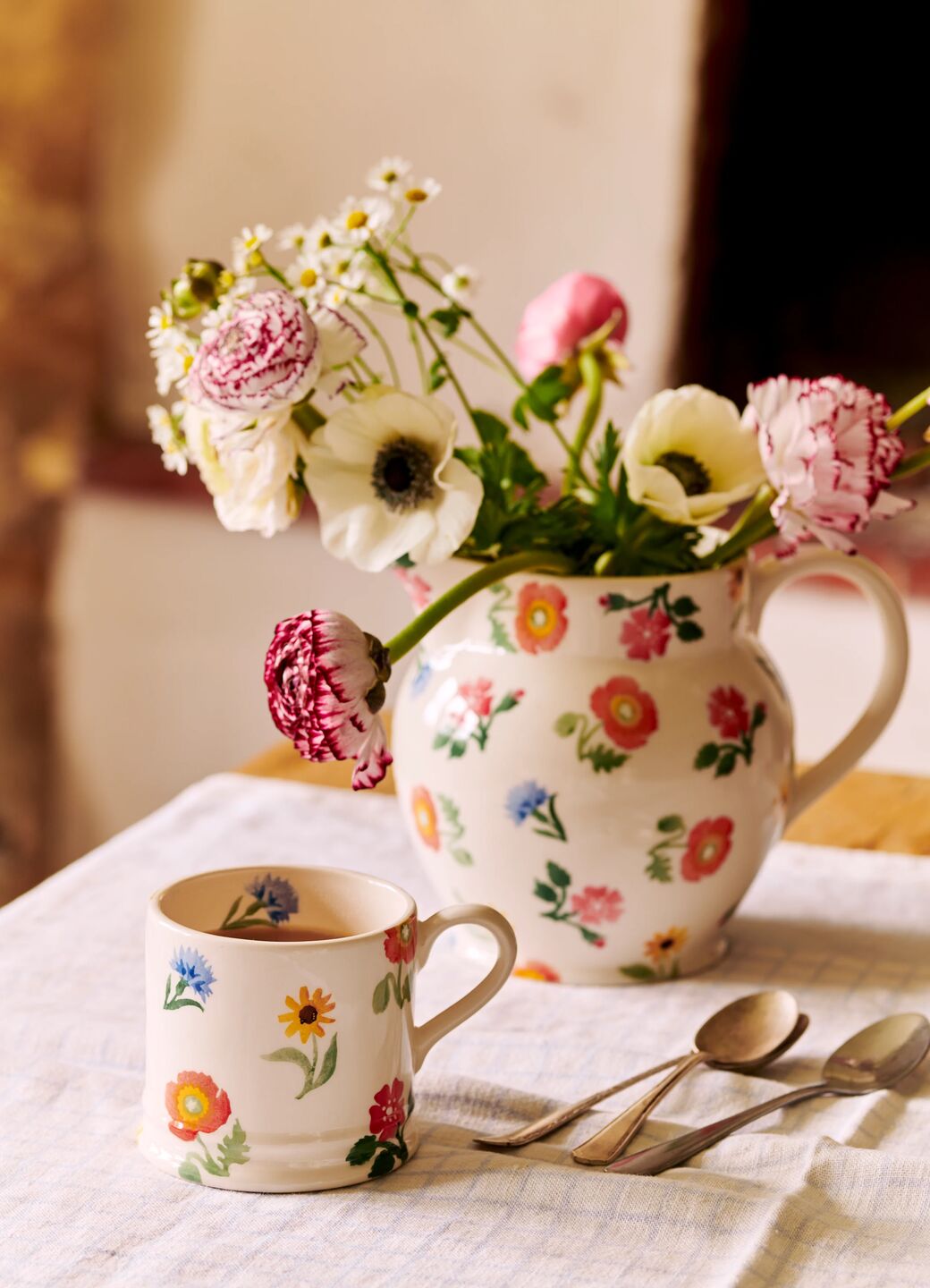 Poppies & Pinks 1 1/2 Pint Jug – Emma Bridgewater UK