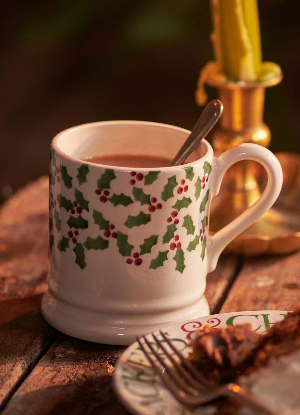Tiny Scattered Holly 1/2 Pint Mug