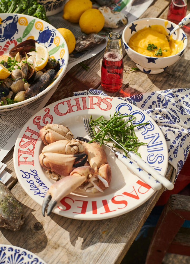 Red & Blue Toast Fish & Chips Large Dinner Plate, 10.5 Inch – Emma ...