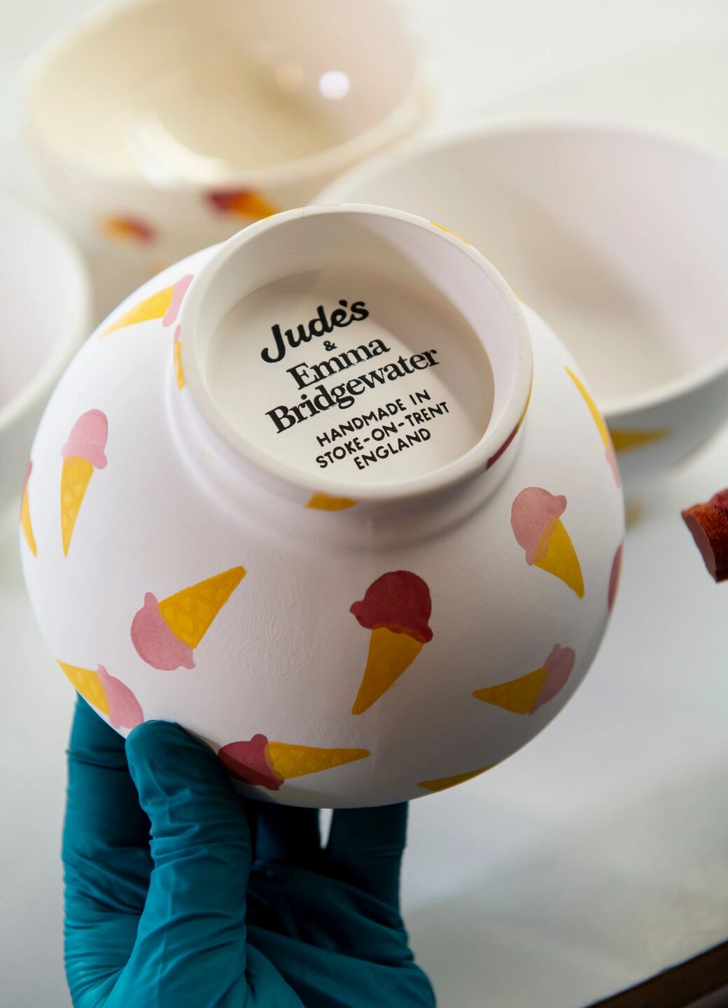 Jude's Ice Cream French Bowl – Emma Bridgewater UK