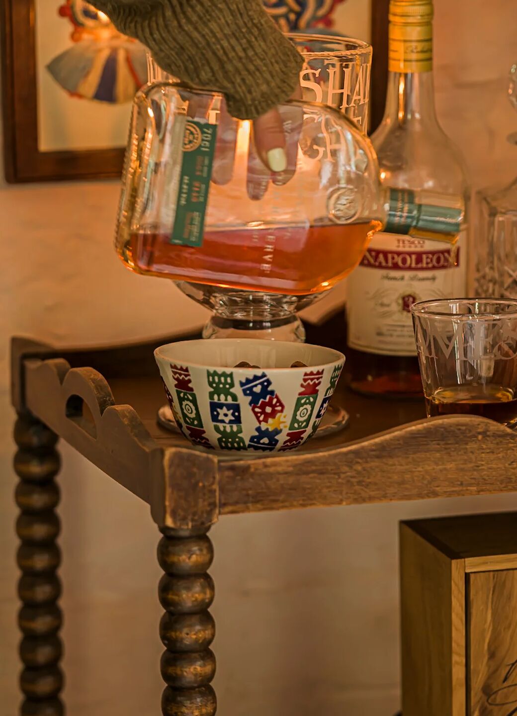 Christmas Crackers Small Old Bowl