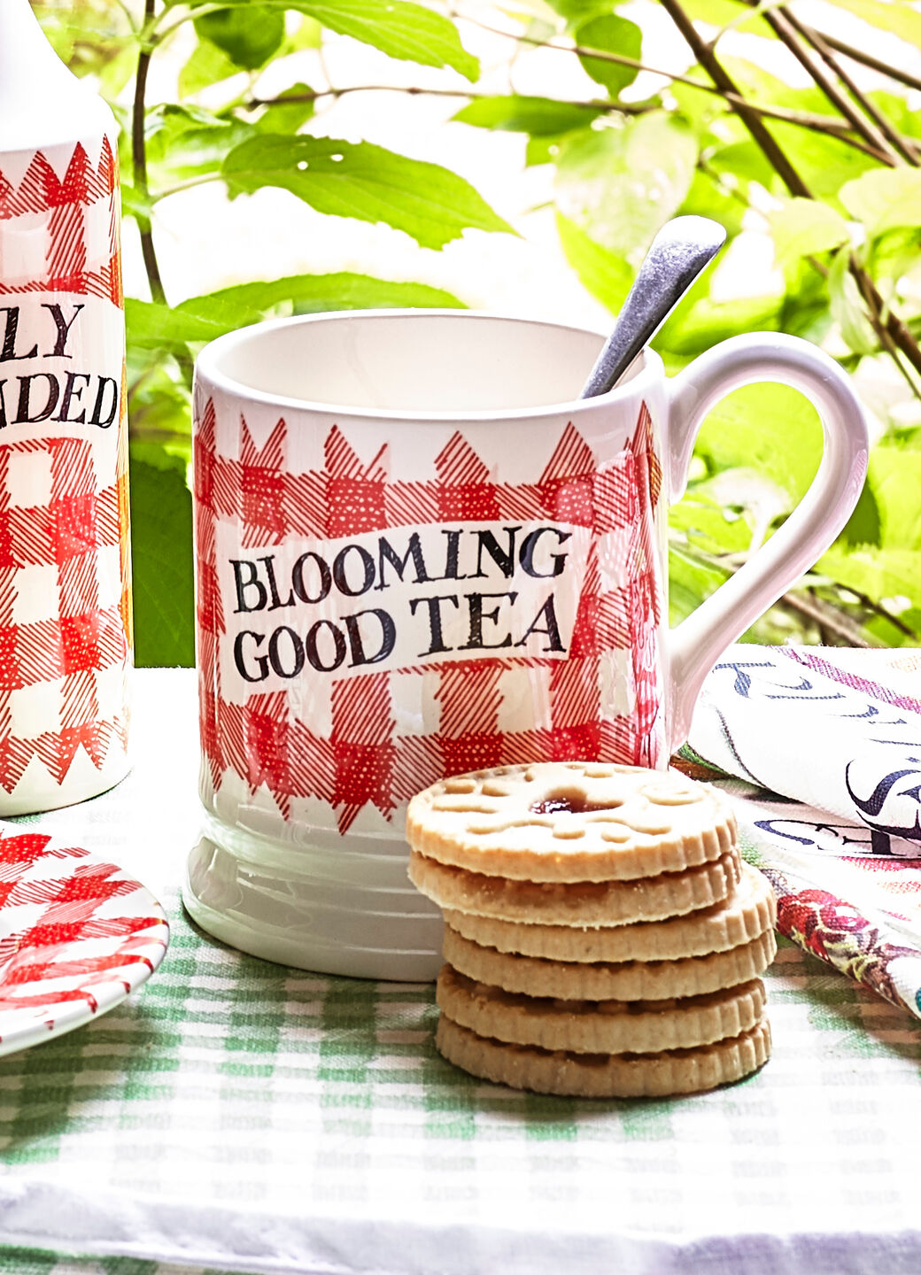 Gingham Blooming Good Tea 1 2 Pint Mug