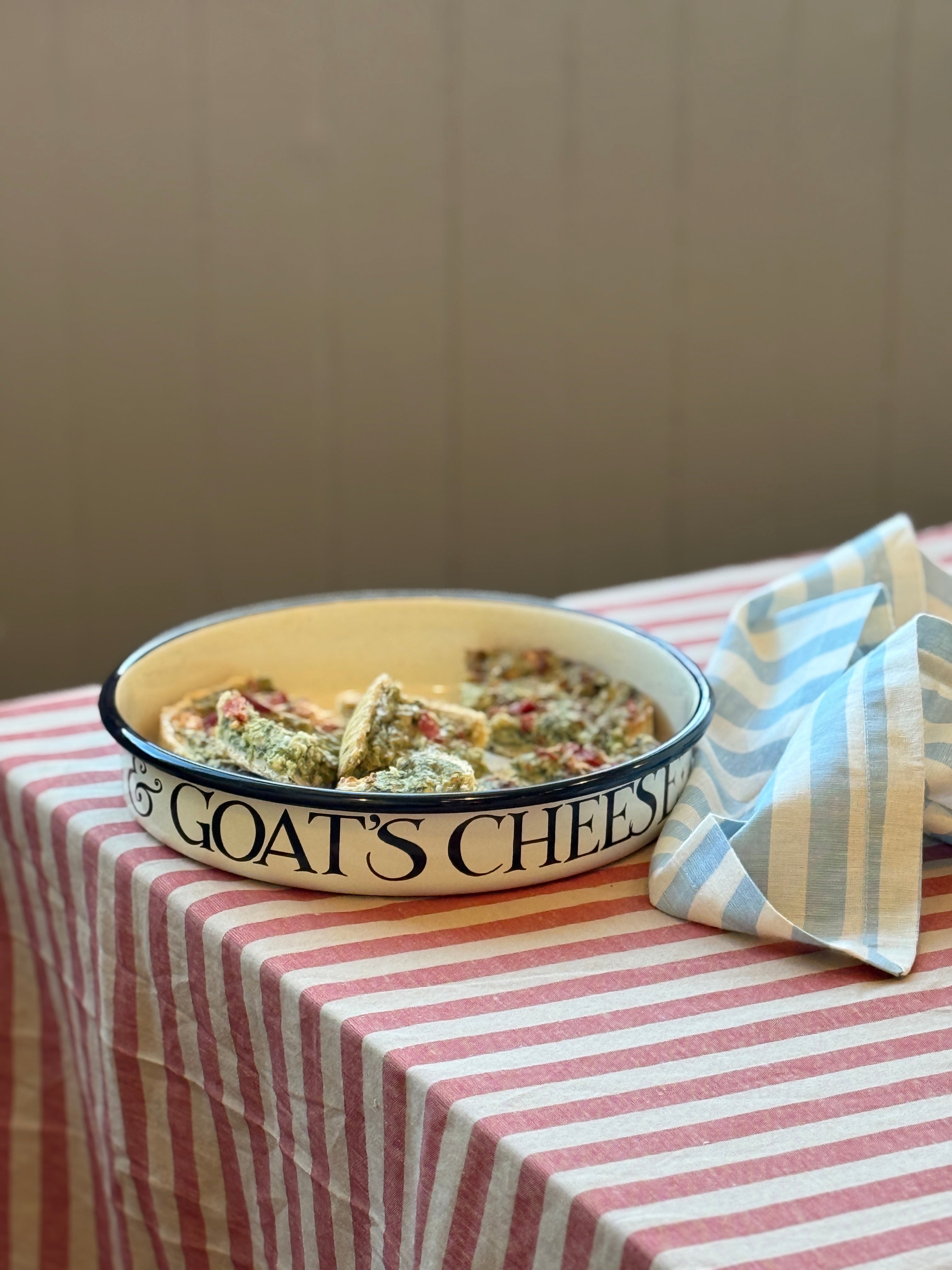 Black Toast Medium Summer Enamel Pie Dish