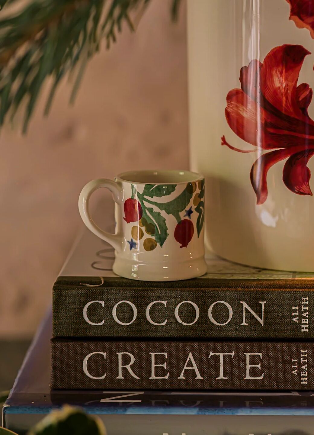 Rosehip & Ivy Tiny Mug Decoration Boxed