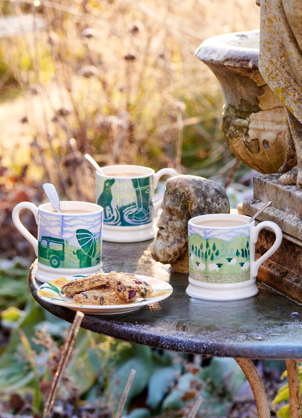 エマブリッジウォーター　Emma Bridgewater 犬　置物　LOVE Rainy Dog Walks 1/2 Pint Mug – Emma Bridgewater UK