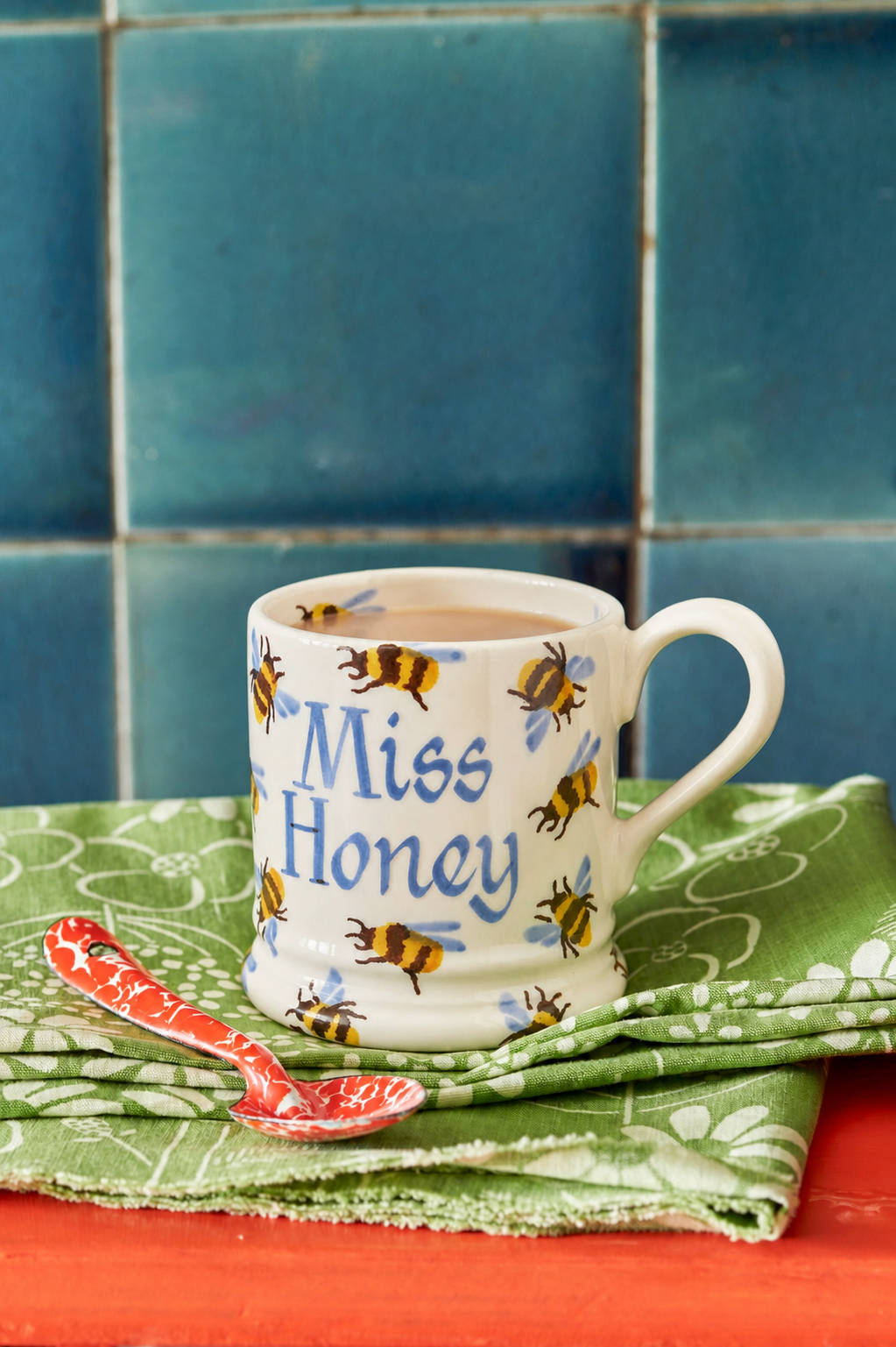 Personalised Bumblebee 1/2 Pint Mug