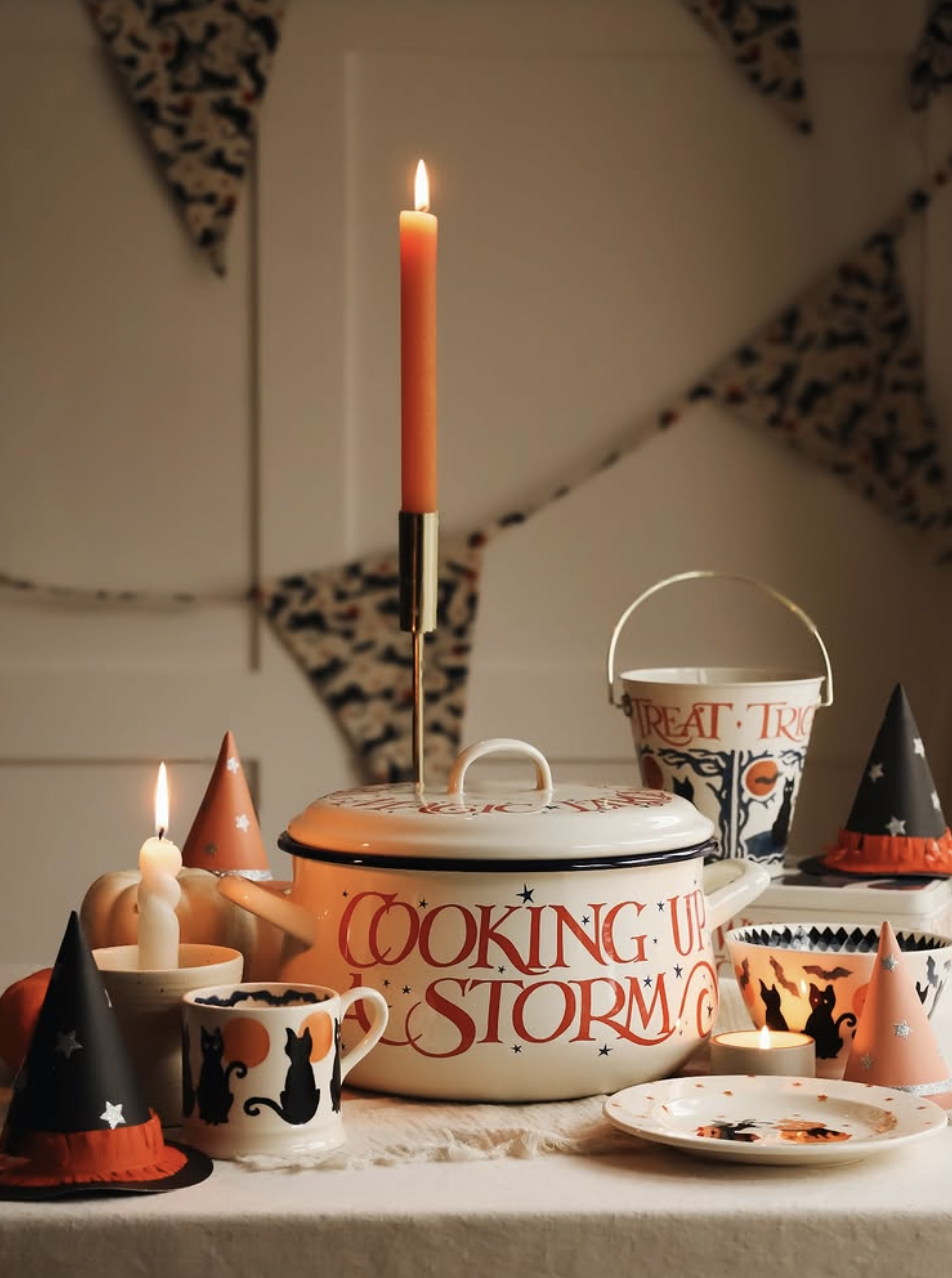 Halloween Toast Large Enamel Cooking Pot