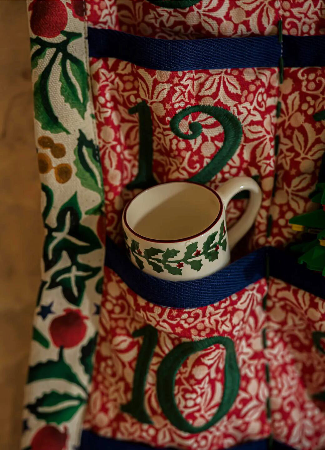 Tiny Holly Tiny Mug Decoration Boxed