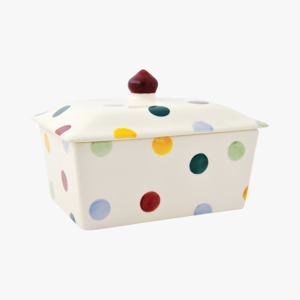 Emma Bridgewater Small Butter Dish - Made from 100% English earthenware featuring a colourful hand painted polka dotted design on a beige background that would add a decorative touch to your kitchen and dining tables. 
